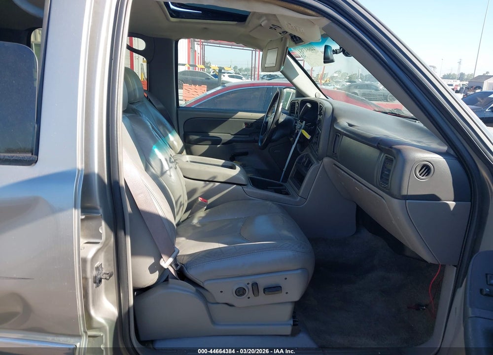 2003 GMC YUKON XL 2500 SLT VIN: 3GKGK26U63G141027