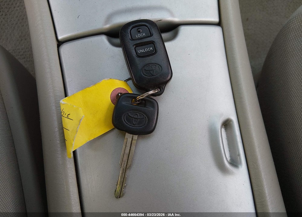 2004 TOYOTA HIGHLANDER V6 VIN: JTEGP21A640017559