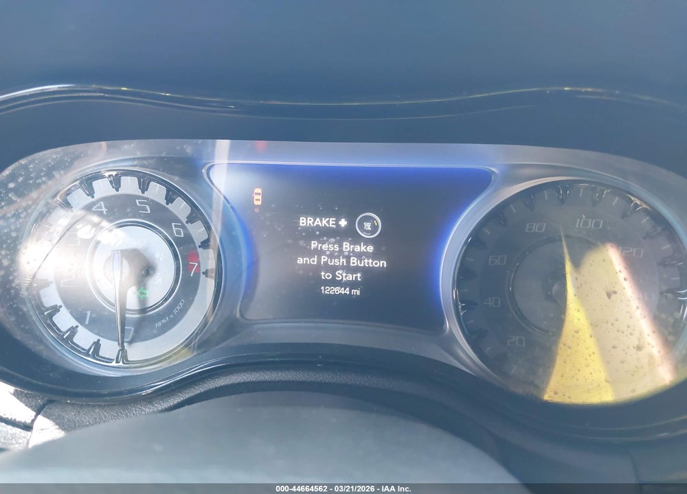 2018 CHRYSLER 300 VIN: 2C3CCABG0JH269492
