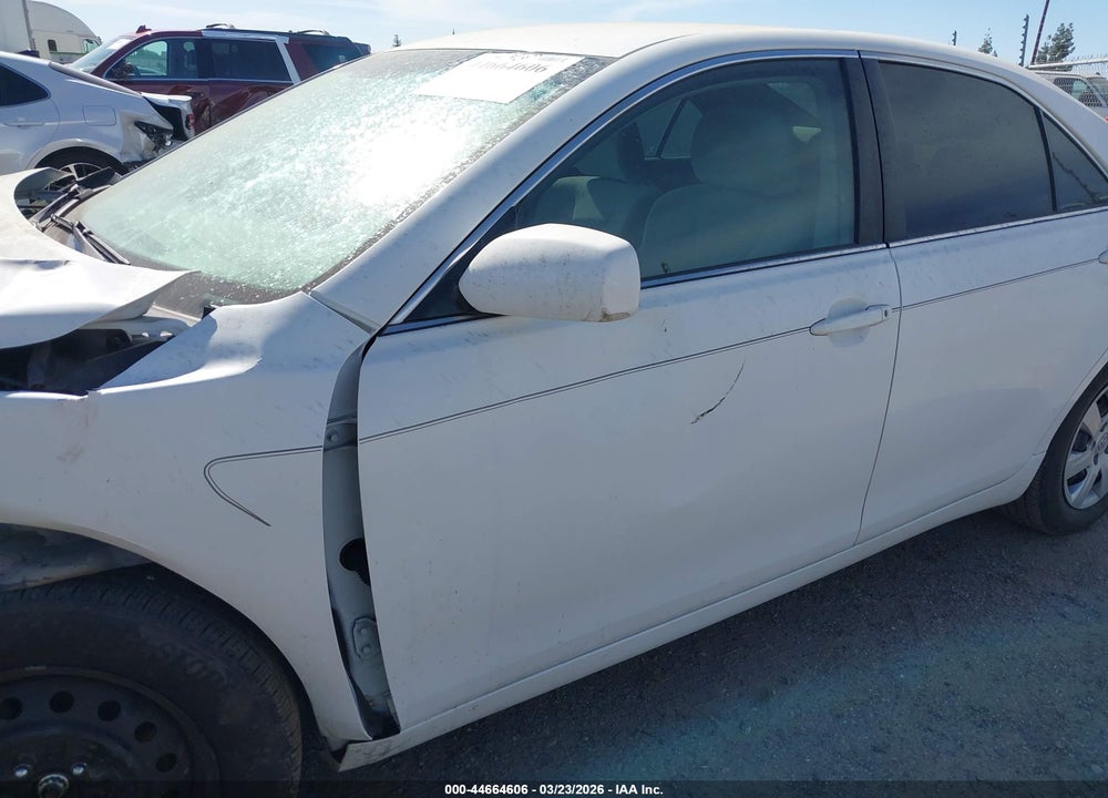 2011 TOYOTA CAMRY LE VIN: 4T4BF3EK0BR102057