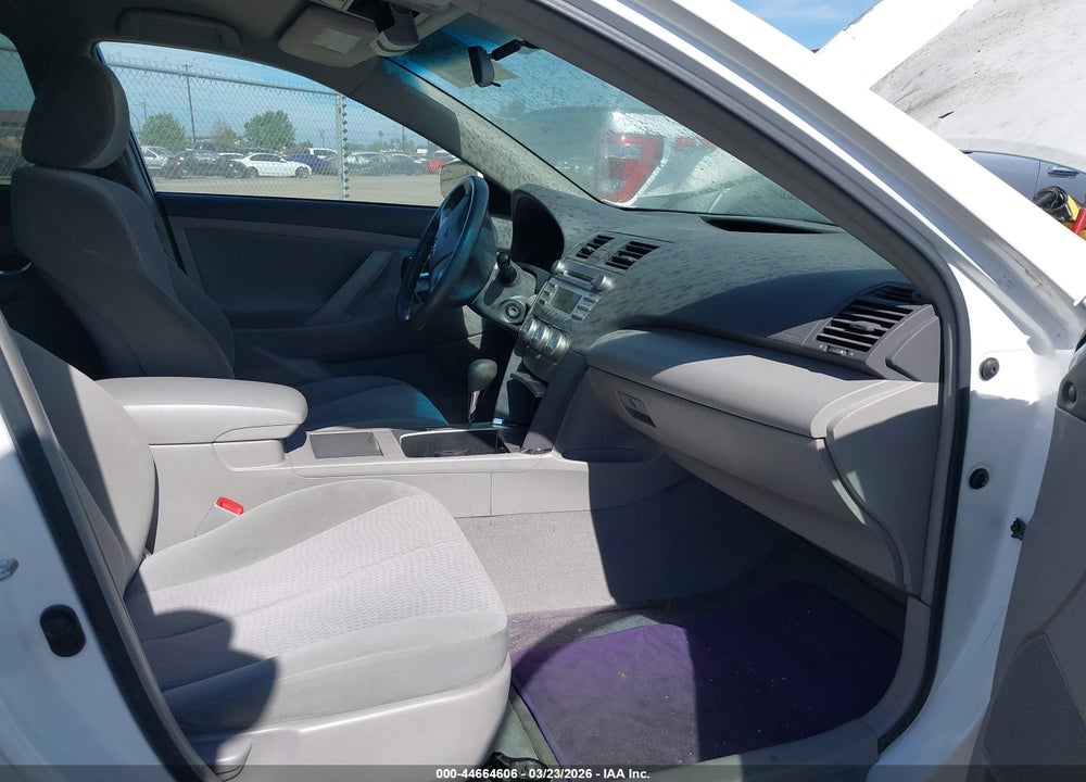 2011 TOYOTA CAMRY LE VIN: 4T4BF3EK0BR102057