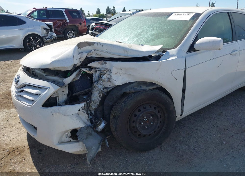 2011 TOYOTA CAMRY LE VIN: 4T4BF3EK0BR102057