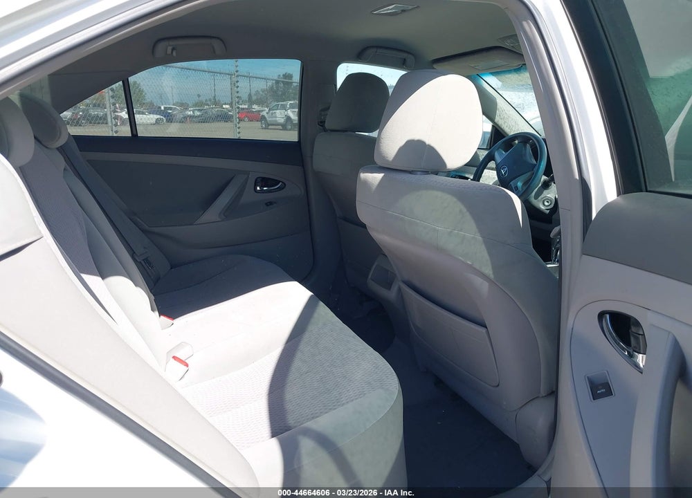2011 TOYOTA CAMRY LE VIN: 4T4BF3EK0BR102057