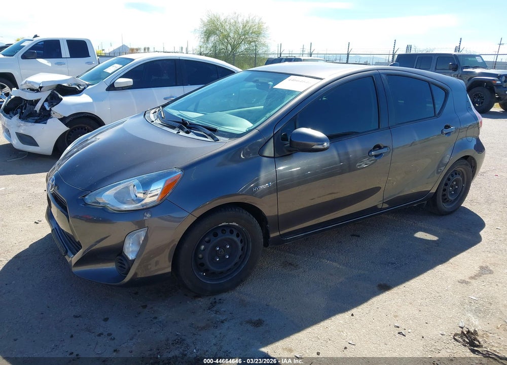 2015 TOYOTA PRIUS C TWO VIN: JTDKDTB30F1584022