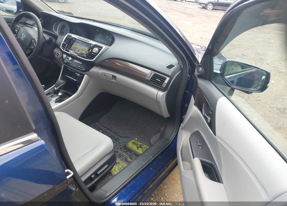 2017 HONDA ACCORD EX-L VIN: 1HGCR2F98HA080840