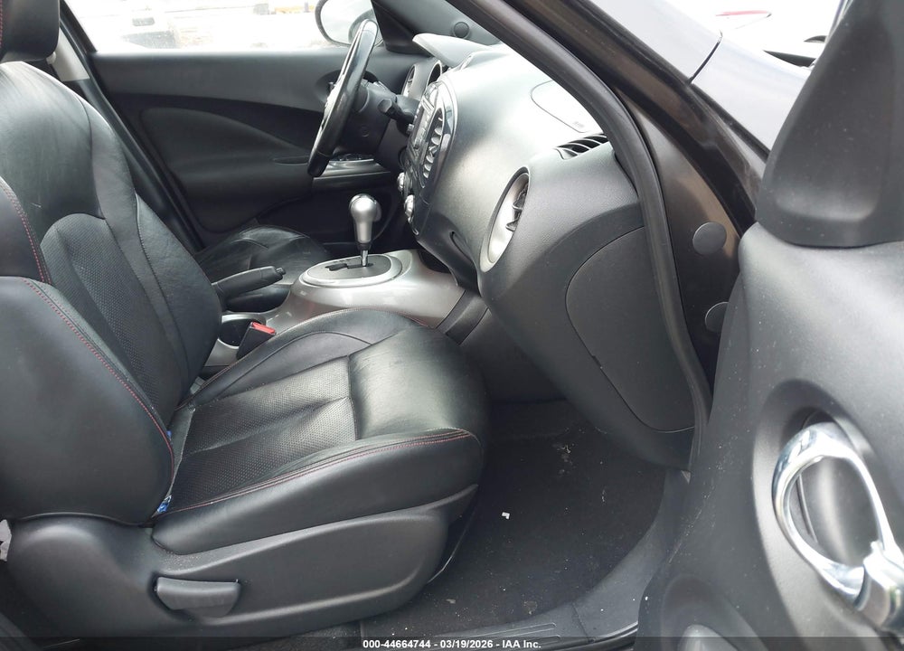 2011 NISSAN JUKE SL VIN: JN8AF5MV7BT020984
