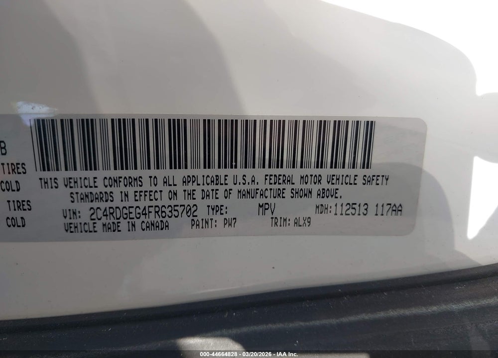 2015 DODGE GRAND CARAVAN R/T VIN: 2C4RDGEG4FR635702