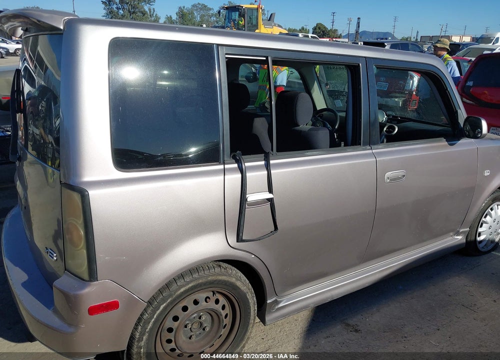 2006 SCION XB VIN: JTLKT334964109255