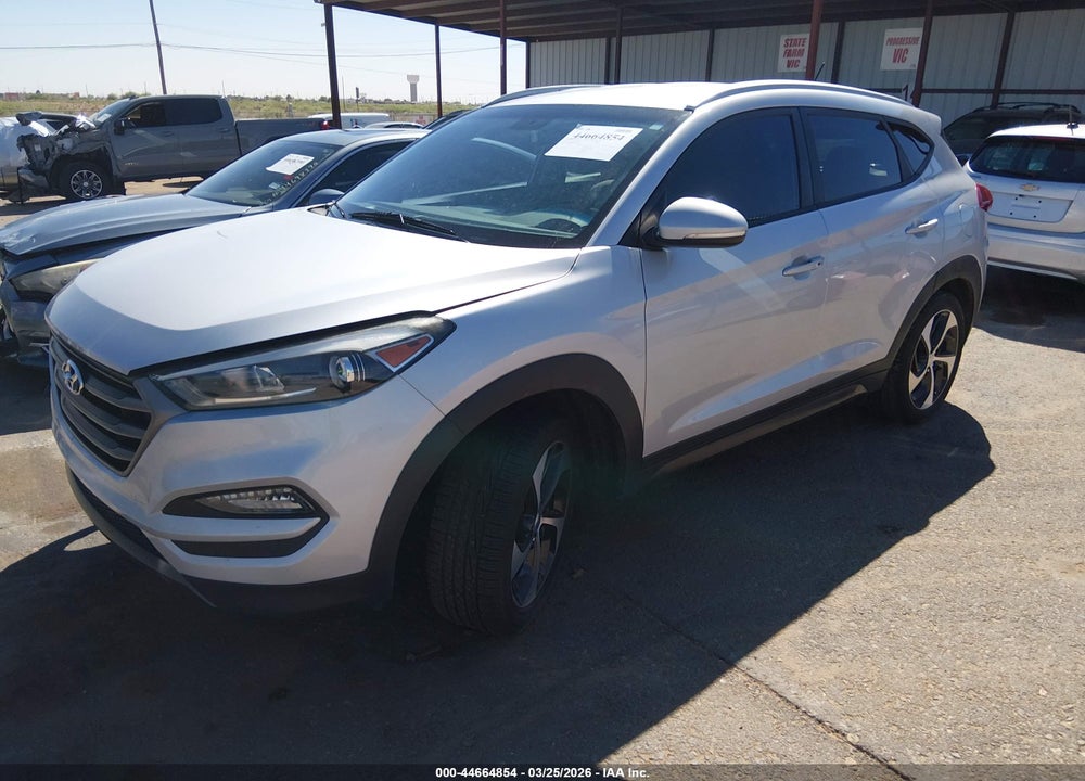 2016 HYUNDAI TUCSON SPORT VIN: KM8J33A28GU085388