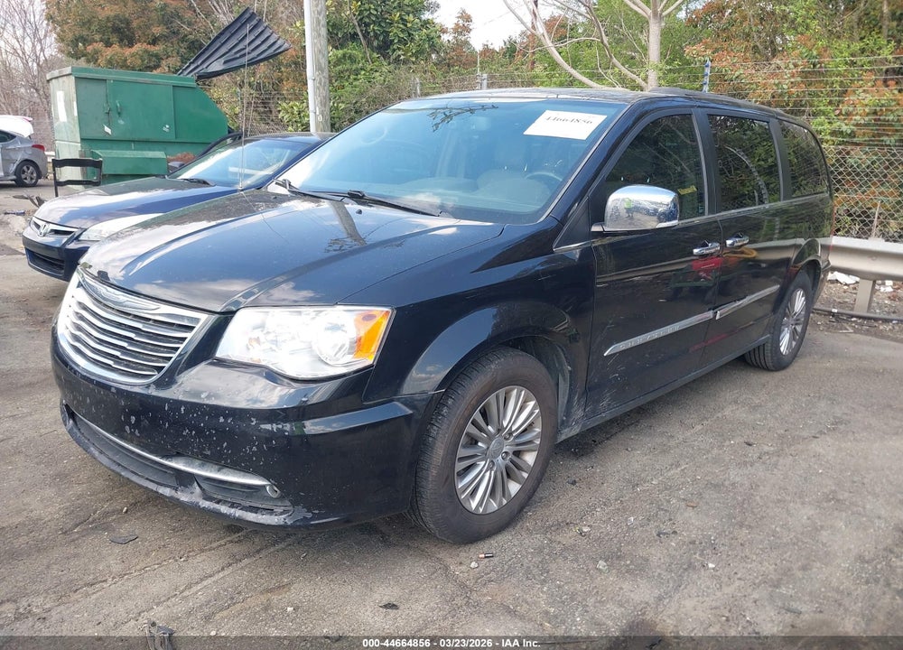 2016 CHRYSLER TOWN & COUNTRY TOURING-L ANNIVERSARY EDITION VIN: 2C4RC1CGXGR105173