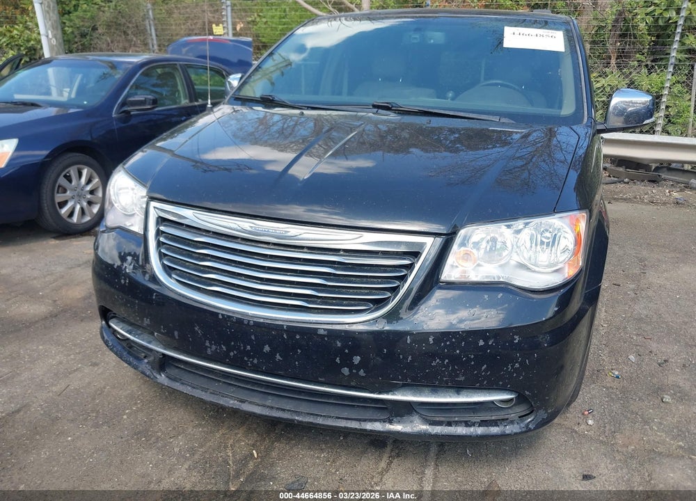 2016 CHRYSLER TOWN & COUNTRY TOURING-L ANNIVERSARY EDITION VIN: 2C4RC1CGXGR105173