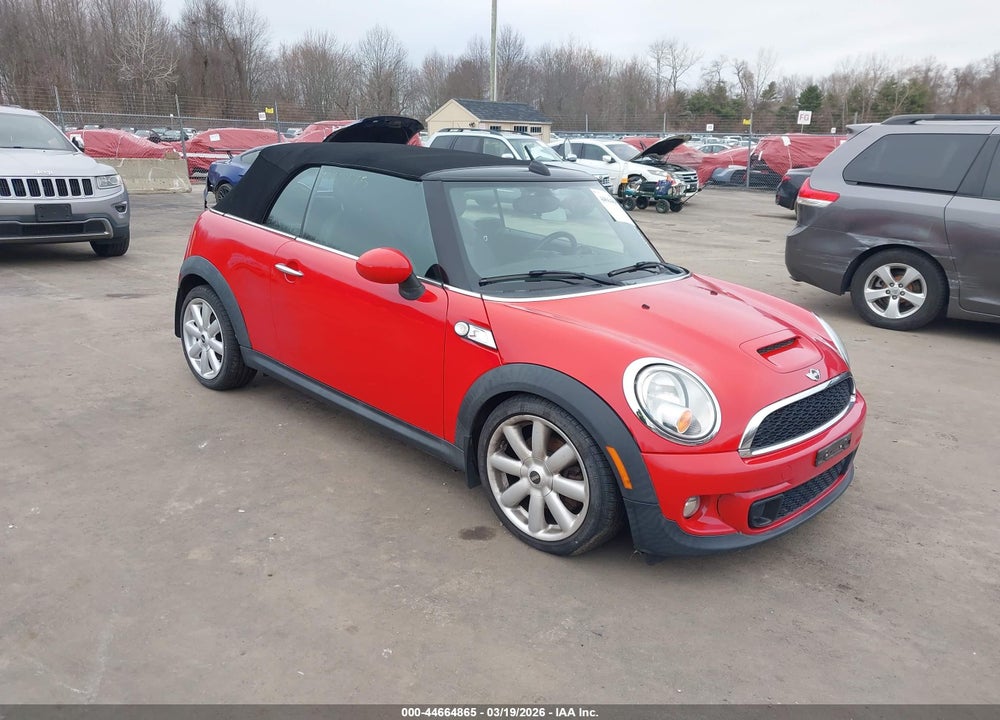 2013 MINI CONVERTIBLE COOPER S VIN: WMWZP3C5XDT705174