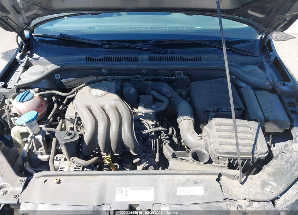 2015 VOLKSWAGEN JETTA 2.0L S VIN: 3VW2K7AJ5FM279693