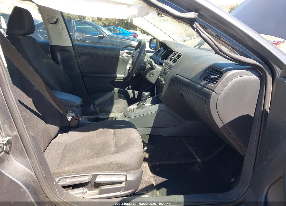 2015 VOLKSWAGEN JETTA 2.0L S VIN: 3VW2K7AJ5FM279693