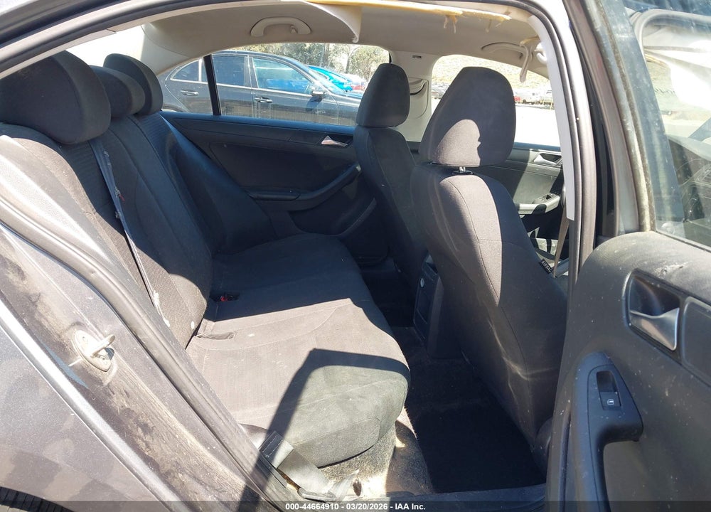 2015 VOLKSWAGEN JETTA 2.0L S VIN: 3VW2K7AJ5FM279693