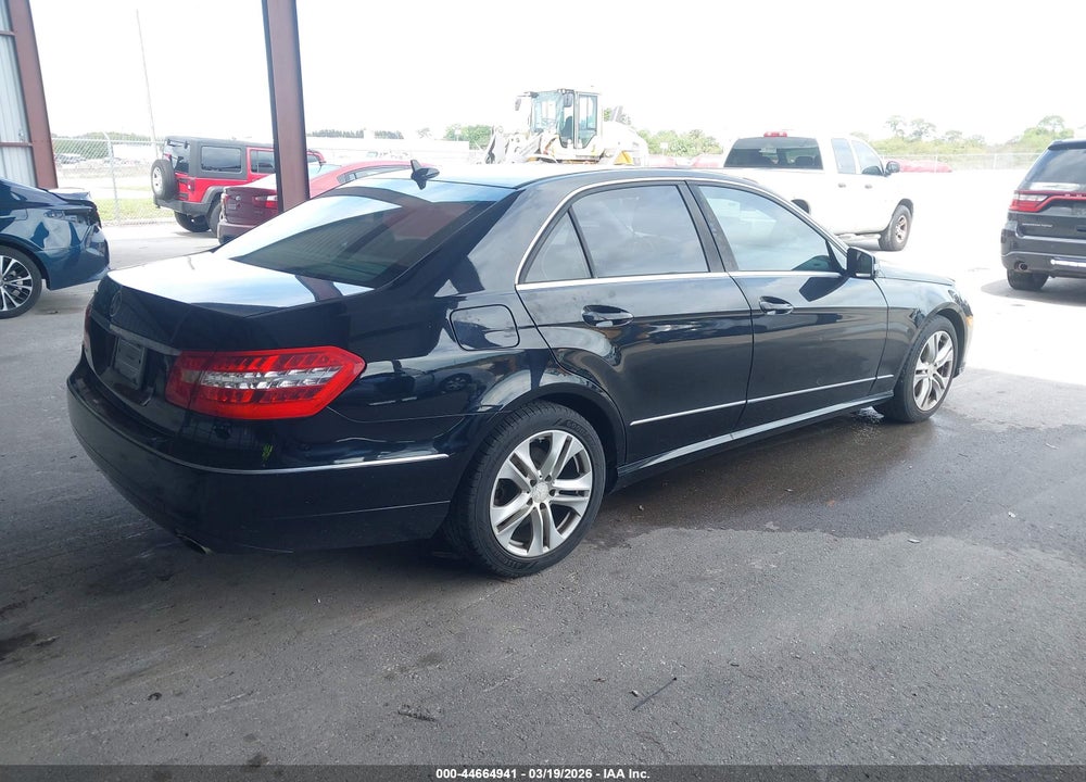 2011 MERCEDES-BENZ E 350 VIN: WDDHF5GB5BA515732