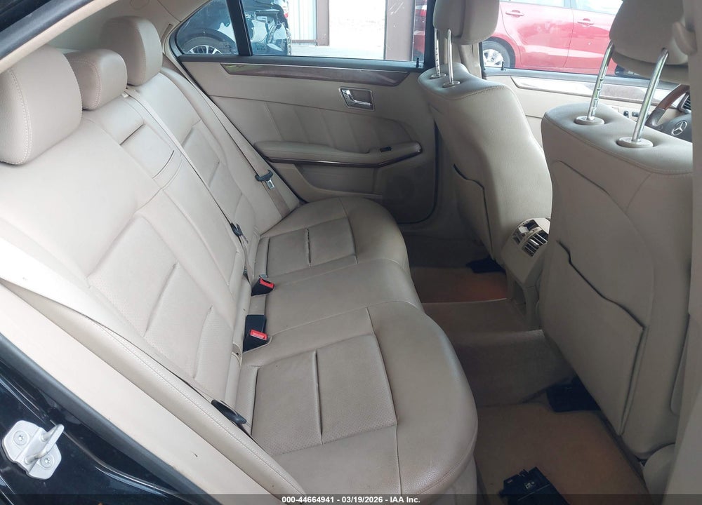 2011 MERCEDES-BENZ E 350 VIN: WDDHF5GB5BA515732