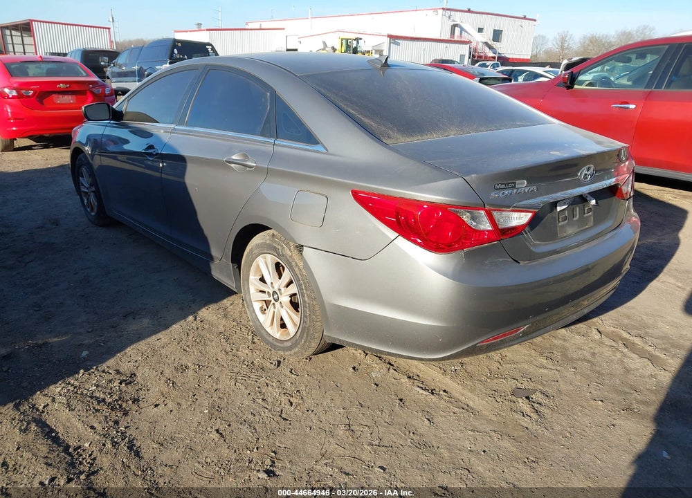 2013 HYUNDAI SONATA GLS VIN: 5NPEB4ACXDH728367