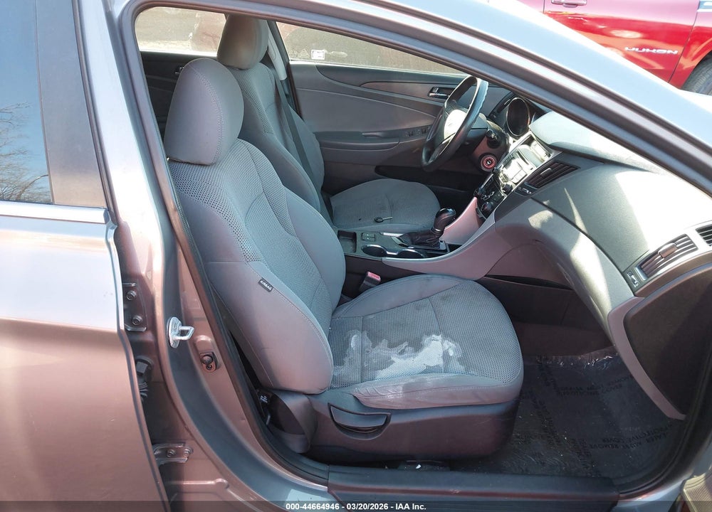 2013 HYUNDAI SONATA GLS VIN: 5NPEB4ACXDH728367