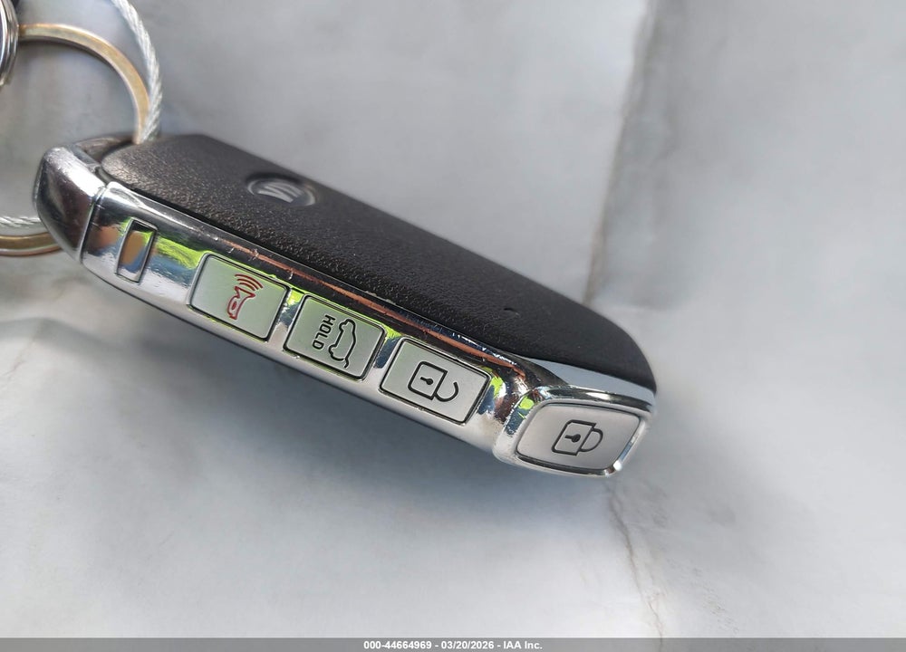 2020 KIA NIRO LXS VIN: KNDCB3LC2L5393148