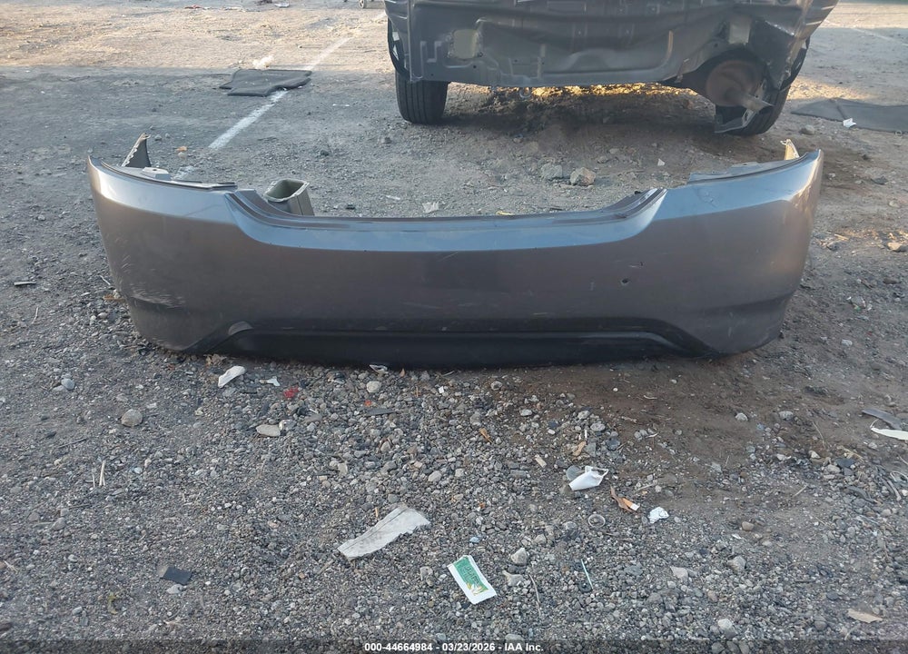 2018 NISSAN VERSA 1.6 SV VIN: 3N1CN7AP8JL801477