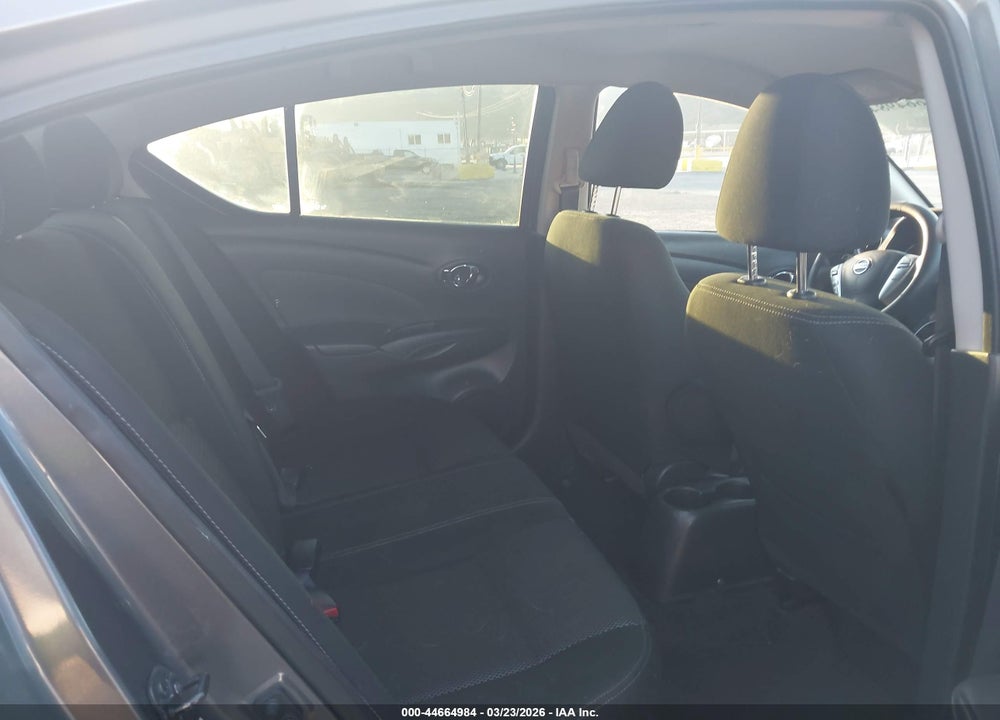 2018 NISSAN VERSA 1.6 SV VIN: 3N1CN7AP8JL801477