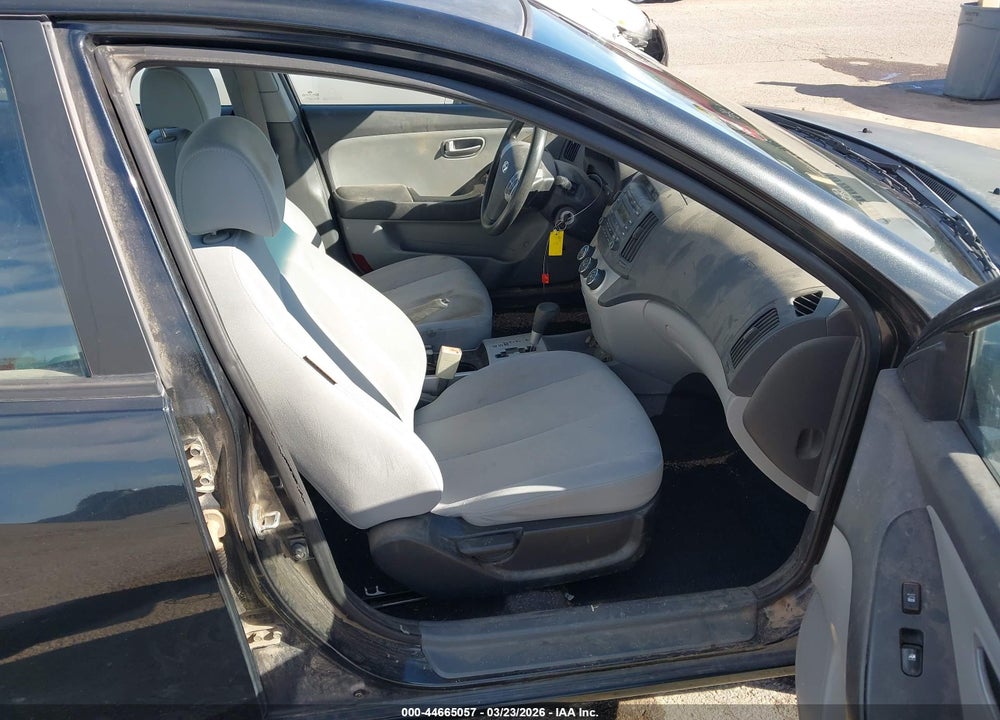 2008 HYUNDAI ELANTRA GLS/SE VIN: KMHDU46D28U583890