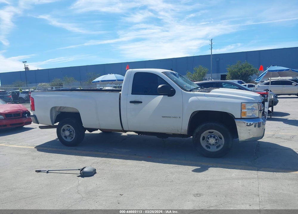 2007 CHEVROLET SILVERADO 2500HD WORK TRUCK VIN: 1GCHC24K37E598972