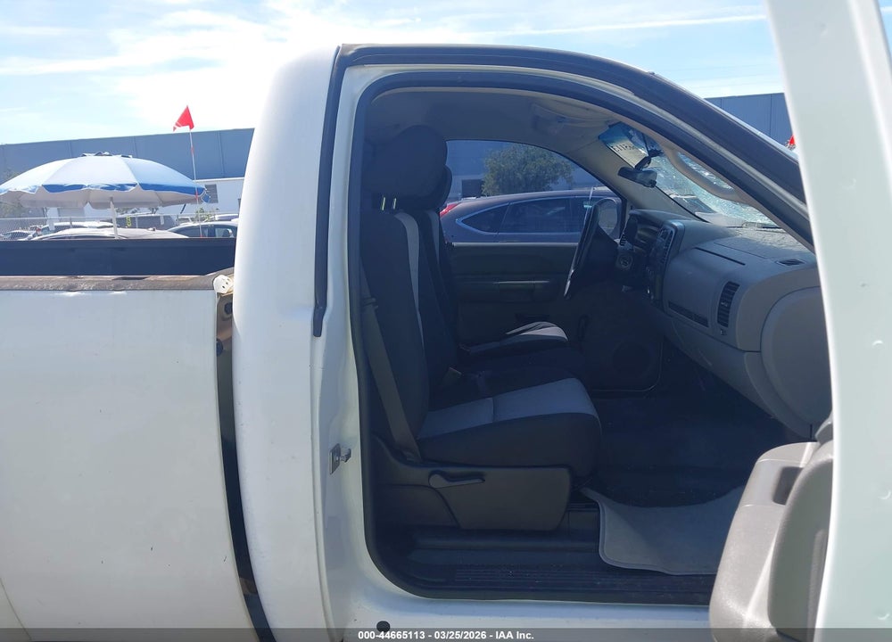 2007 CHEVROLET SILVERADO 2500HD WORK TRUCK VIN: 1GCHC24K37E598972