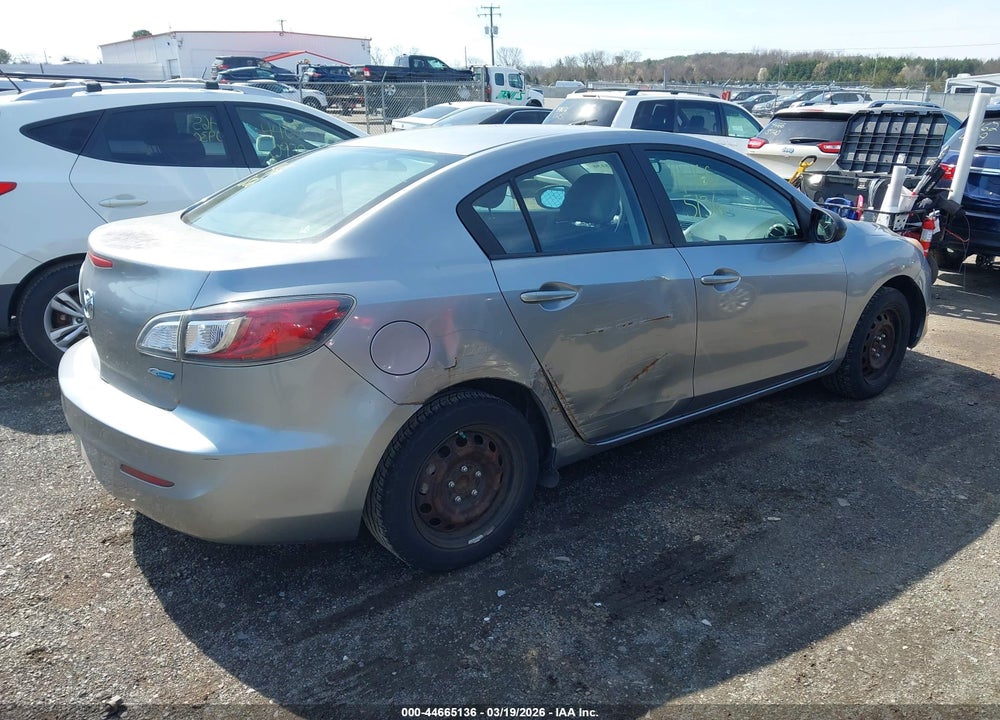 2013 MAZDA 3 I SPORT VIN: JM1BL1U80D1705418