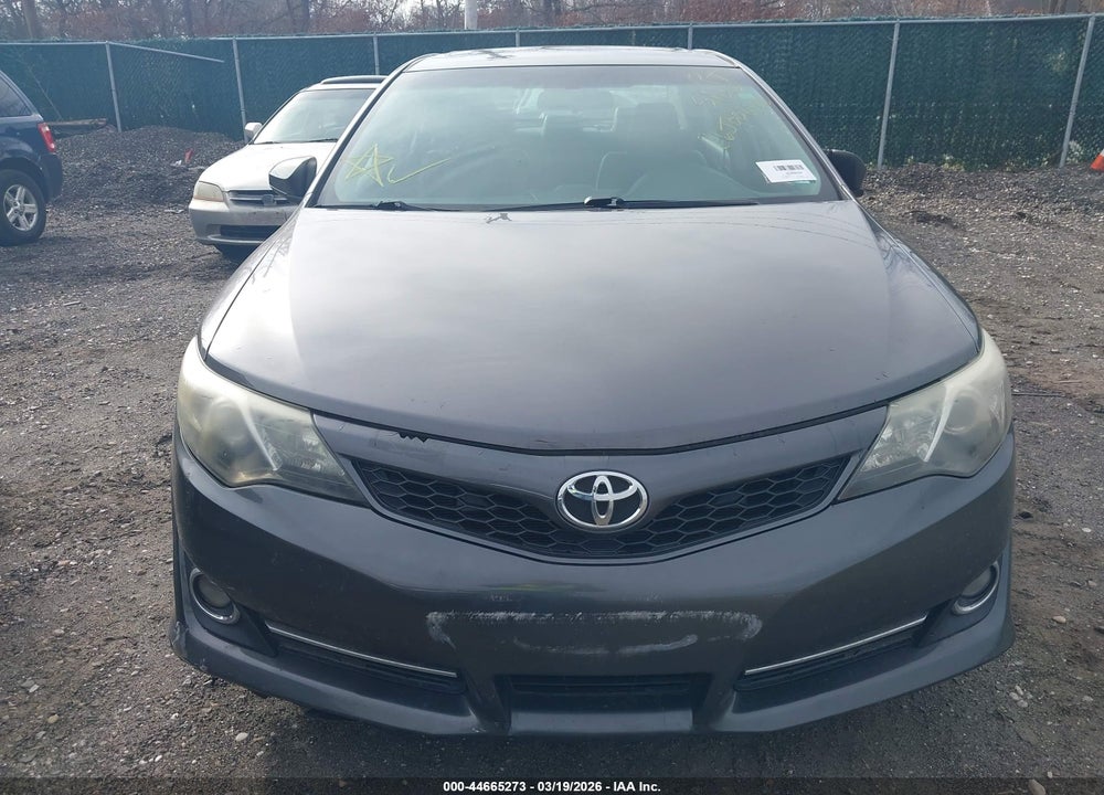 2014 TOYOTA CAMRY SE SPORT VIN: 4T1BF1FK5EU812069