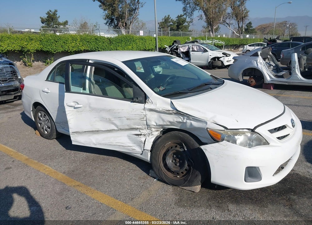 2011 TOYOTA COROLLA LE VIN: 2T1BU4EE1BC547540
