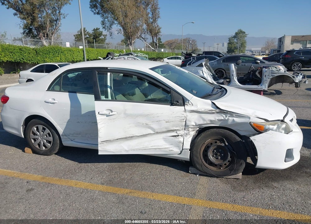 2011 TOYOTA COROLLA LE VIN: 2T1BU4EE1BC547540