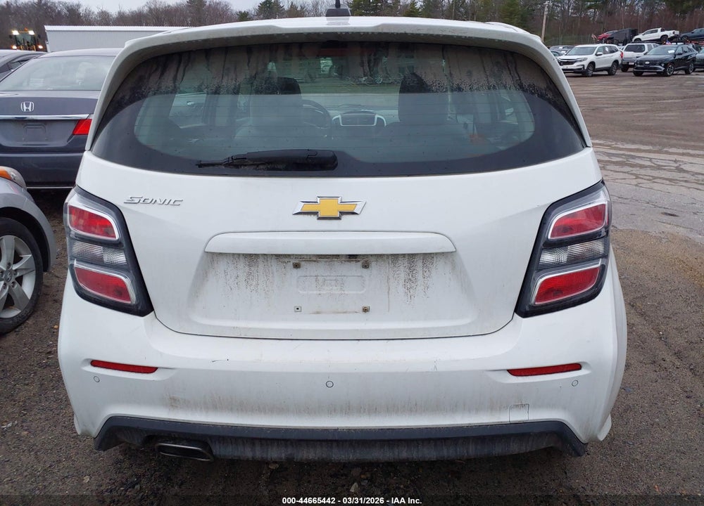 2020 CHEVROLET SONIC FWD  1FL 5-DOOR VIN: 1G1JG6SB0L4126530