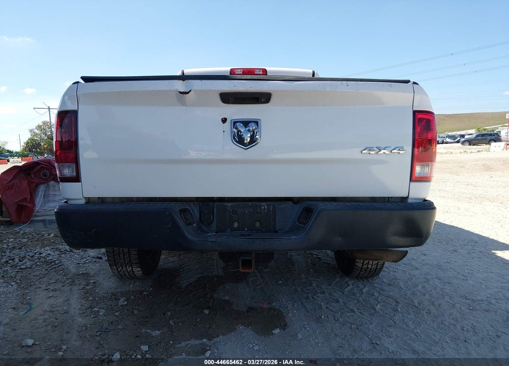 2016 RAM 1500 TRADESMAN VIN: 1C6RR7FT1GS261375