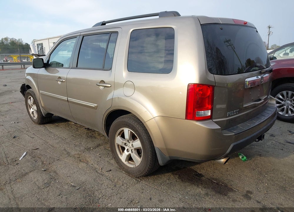 2010 HONDA PILOT EX-L VIN: 5FNYF4H56AB022743