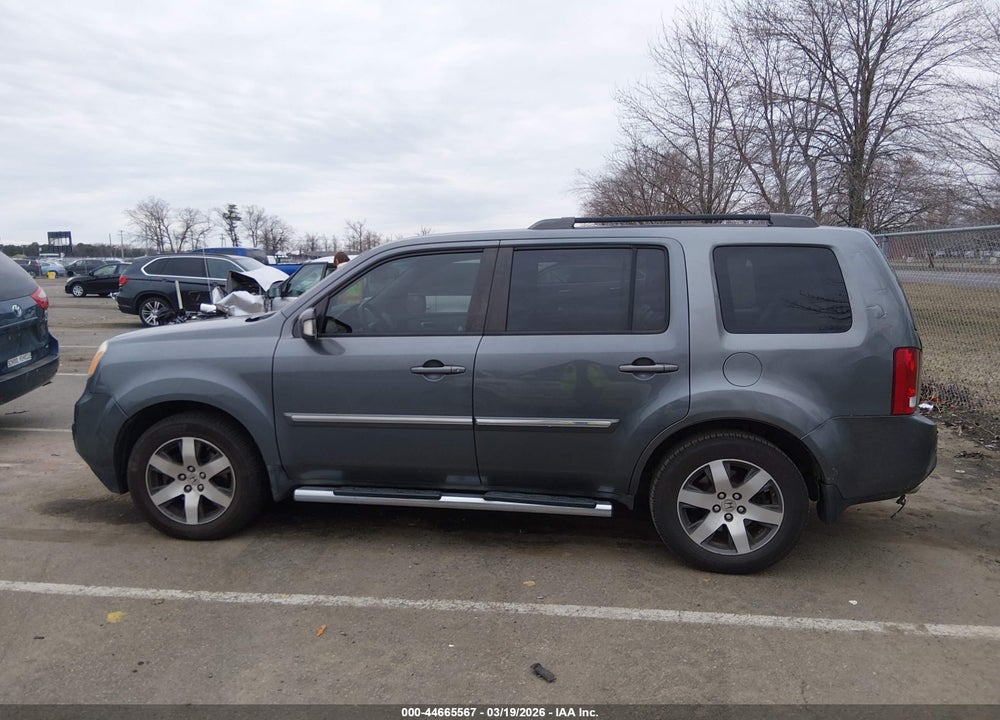2012 HONDA PILOT TOURING VIN: 5FNYF4H96CB082026