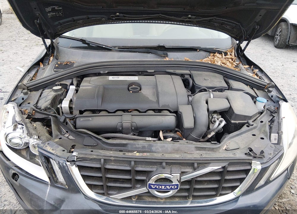 2013 VOLVO XC60 3.2 PREMIER PLUS VIN: YV4952DLXD2379024