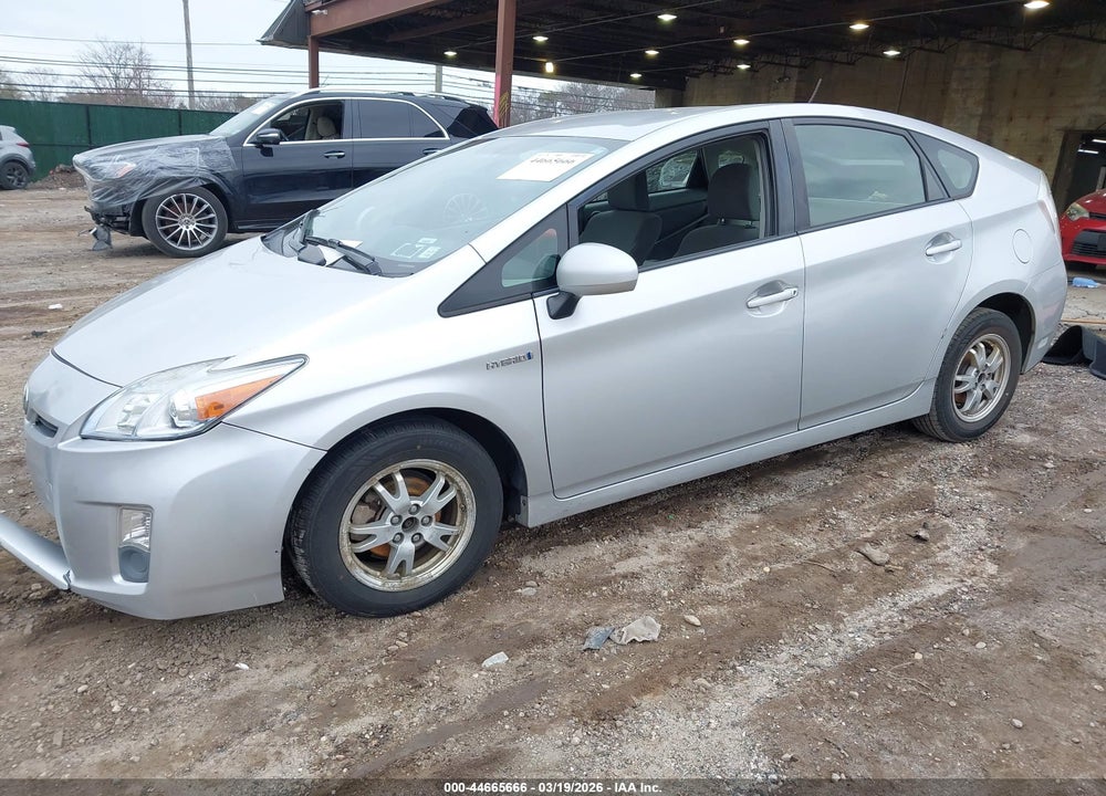 2011 TOYOTA PRIUS THREE VIN: JTDKN3DU7B5340213