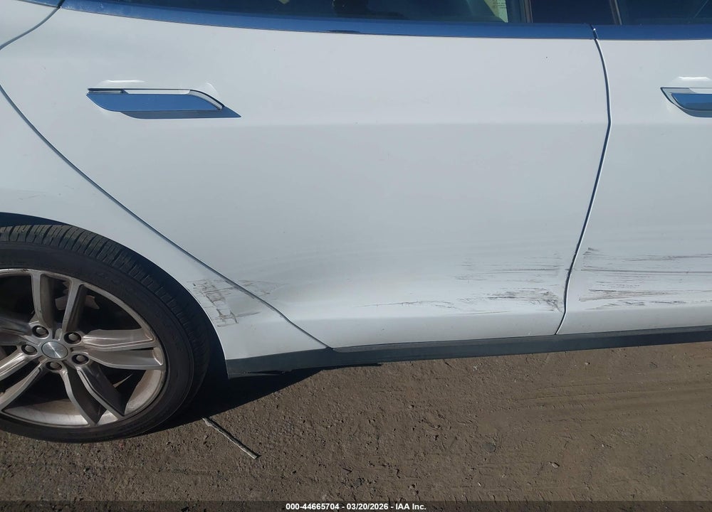 2013 TESLA MODEL S VIN: 5YJSA1CG2DFP08293