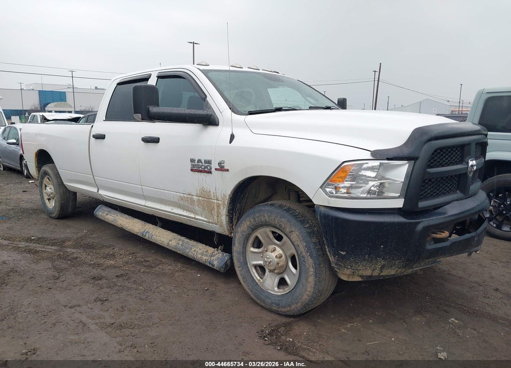 2018 RAM 3500 TRADESMAN  4X4 8' BOX VIN: 3C63R3GLXJG281006