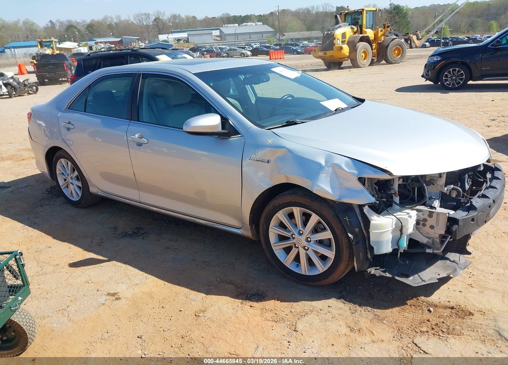 2014 TOYOTA CAMRY HYBRID XLE VIN: 4T1BD1FK1EU110272