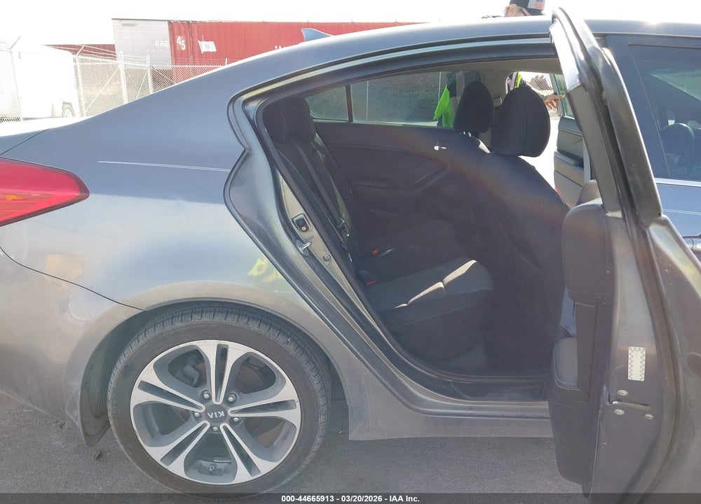 2016 KIA FORTE EX VIN: KNAFX4A88G5553149