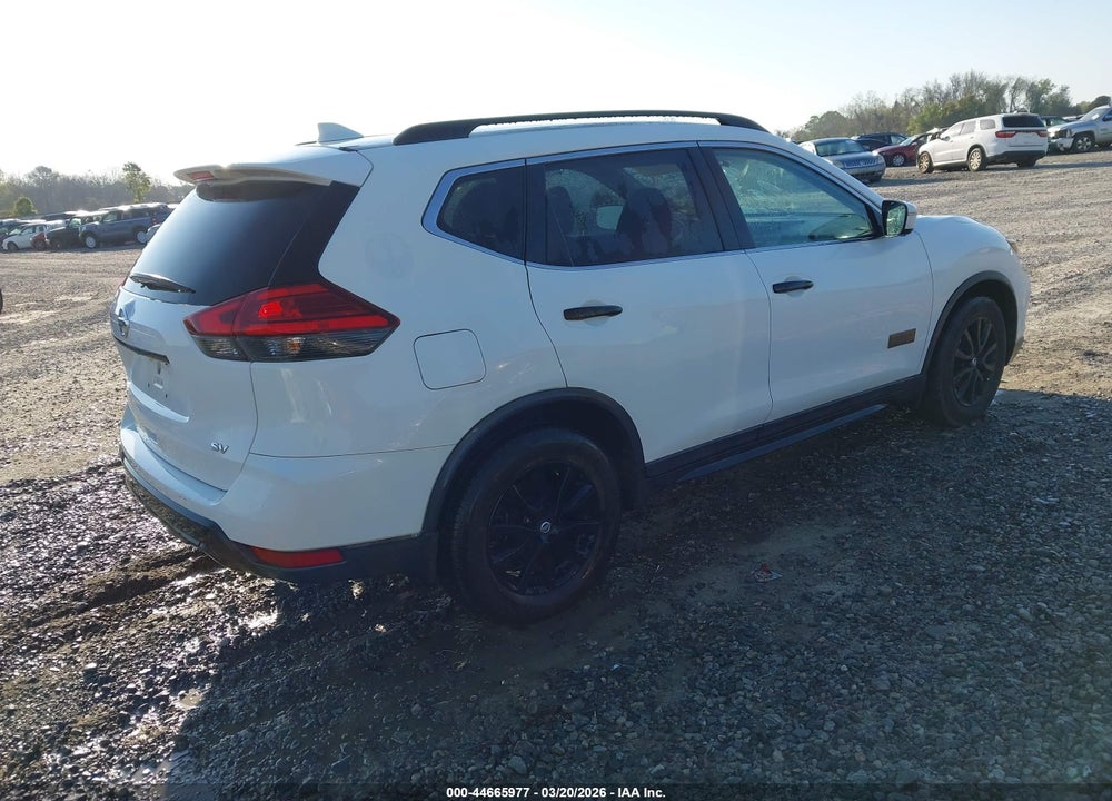 2017 NISSAN ROGUE SV VIN: 5N1AT2MT1HC758897