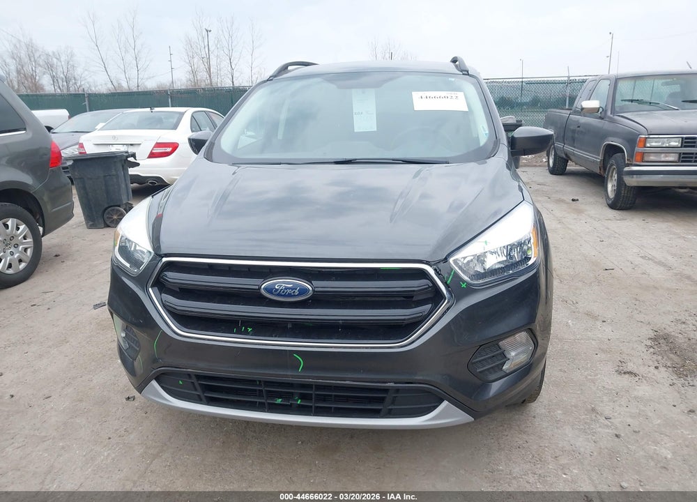 2018 FORD ESCAPE SE VIN: 1FMCU9GD0JUB23284