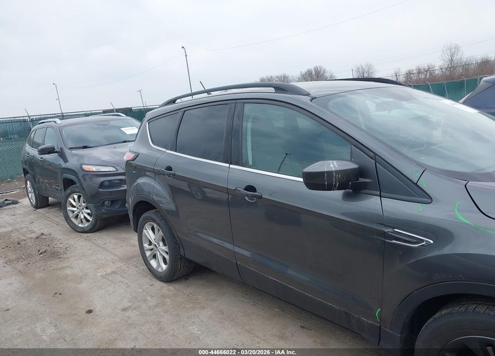 2018 FORD ESCAPE SE VIN: 1FMCU9GD0JUB23284
