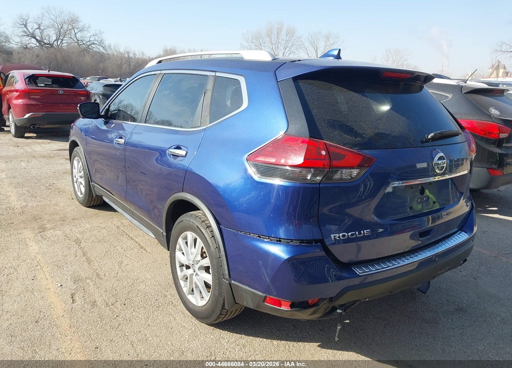 2017 NISSAN ROGUE SV VIN: JN8AT2MT0HW151610