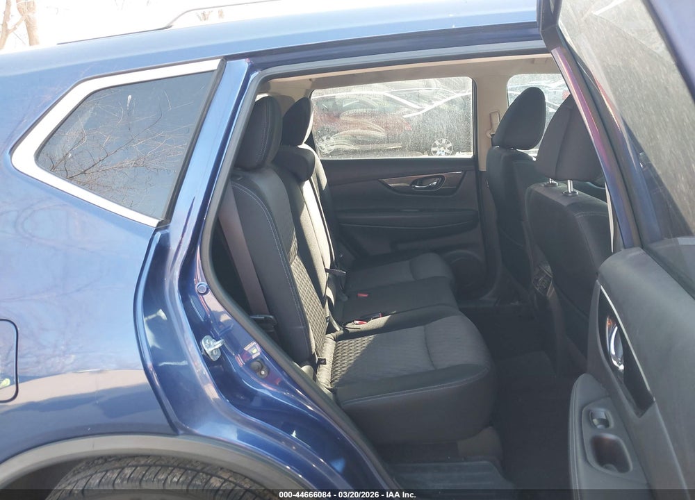 2017 NISSAN ROGUE SV VIN: JN8AT2MT0HW151610