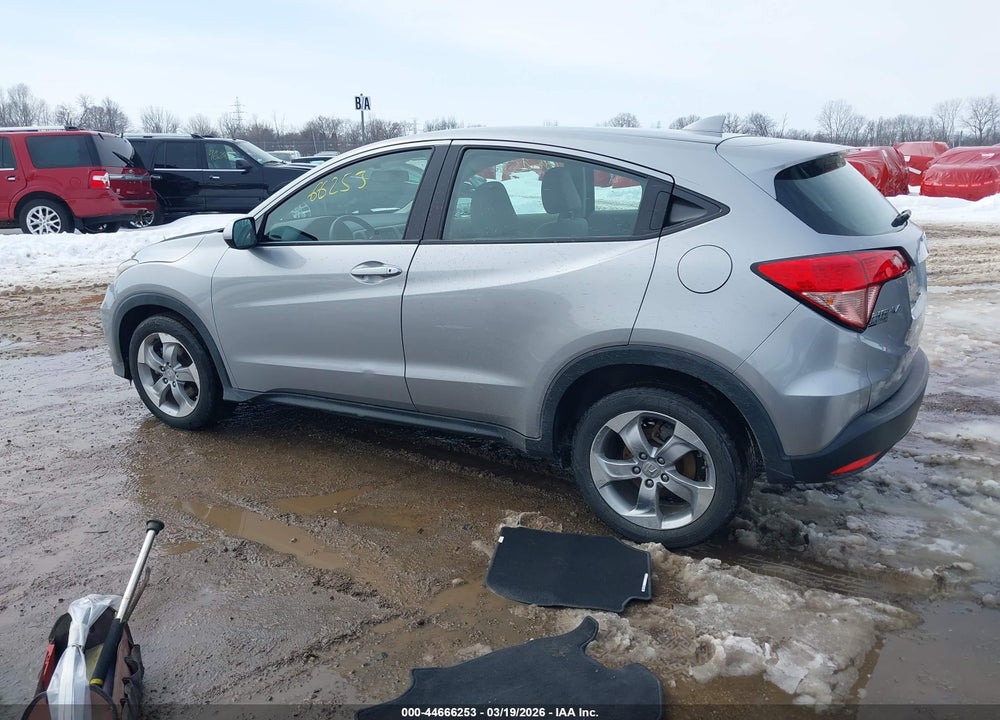 2017 HONDA HR-V LX VIN: 3CZRU6H39HG704907