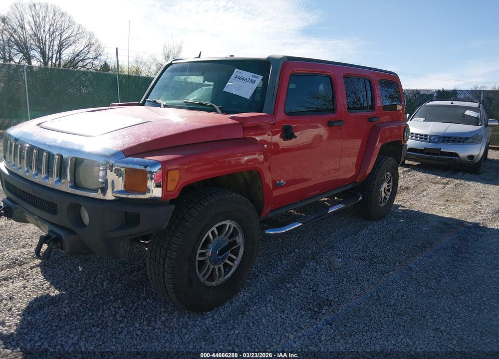 2007 HUMMER H3 SUV VIN: 5GTDN13EX78164070
